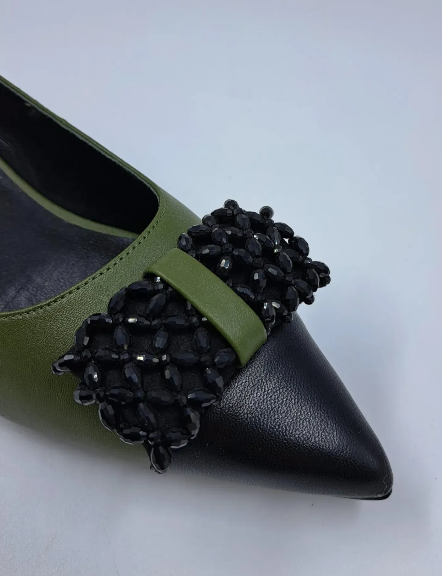 BALLERINE PELLE BICOLOR APPLICAZIONE FIOCCO VERDE