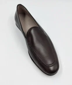 MOCASSINI IN PELLE CON PUNTA AFFUSOLATA