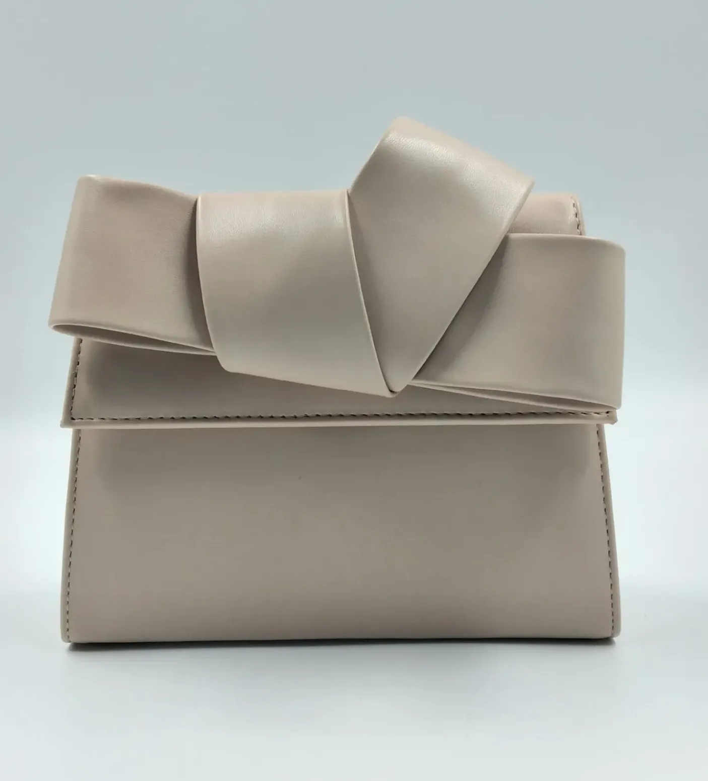 POCHETTE NUDE DETTAGLIO FIOCCO