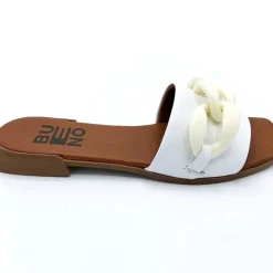 SANDALI CON APPLICAZIONE CATENA BIANCO
