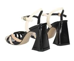 SANDALI FASCE VERNICE NERO