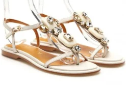 SANDALI IN PELLE CON APPLICAZIONE PIETRE BIANCHE