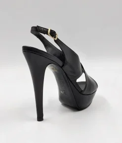 SANDALI IN PELLE CON FASCE