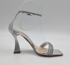 SANDALI LAMINATI FASCE STRASS