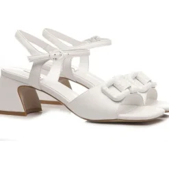 SANDALI PELLE BIANCA CON FIBBIA