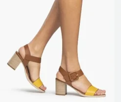 SANDALI PELLE FASCIA GIALLA