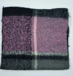 SCIARPE MORBIDA NERO GRIGIA DETTAGLIO ROSA