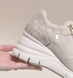 SNEAKERS PELLE CON TACCO ZEPPA