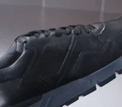 SNEAKERS PELLE MORBIDA NERA