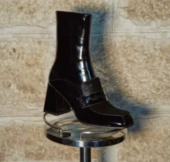 STIVALETTI PELLE DETTAGLIO CONTRASTO