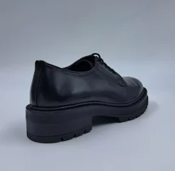 STRINGATE IN PELLE PATTY LACE NERA