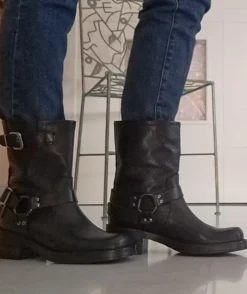 TRONCHETTI BIKER PELLE FIBBIE NERO