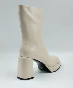 TRONCHETTI PELLE LUCIDA PORCELLANA