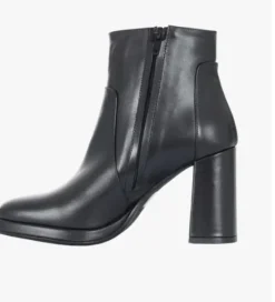 TRONCHETTI PELLE NERA